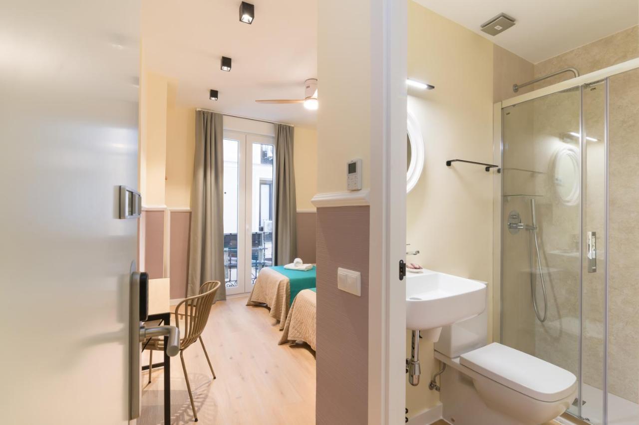 Hostal Evoke Мадрид Экстерьер фото