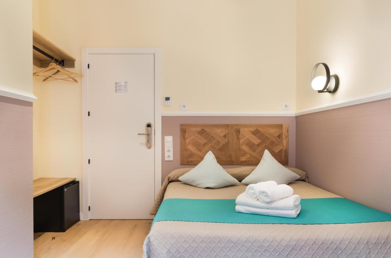 Hostal Evoke Мадрид Экстерьер фото