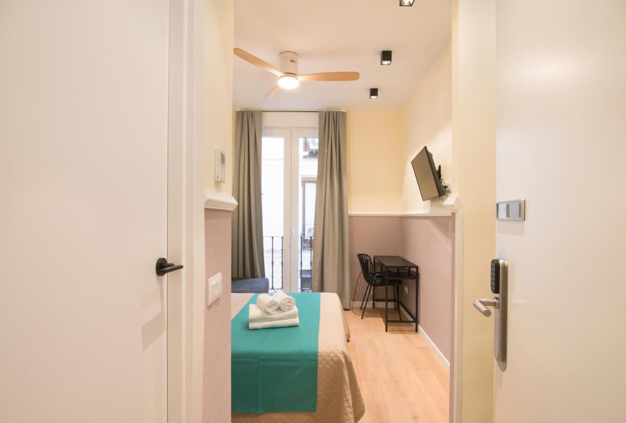 Hostal Evoke Мадрид Экстерьер фото